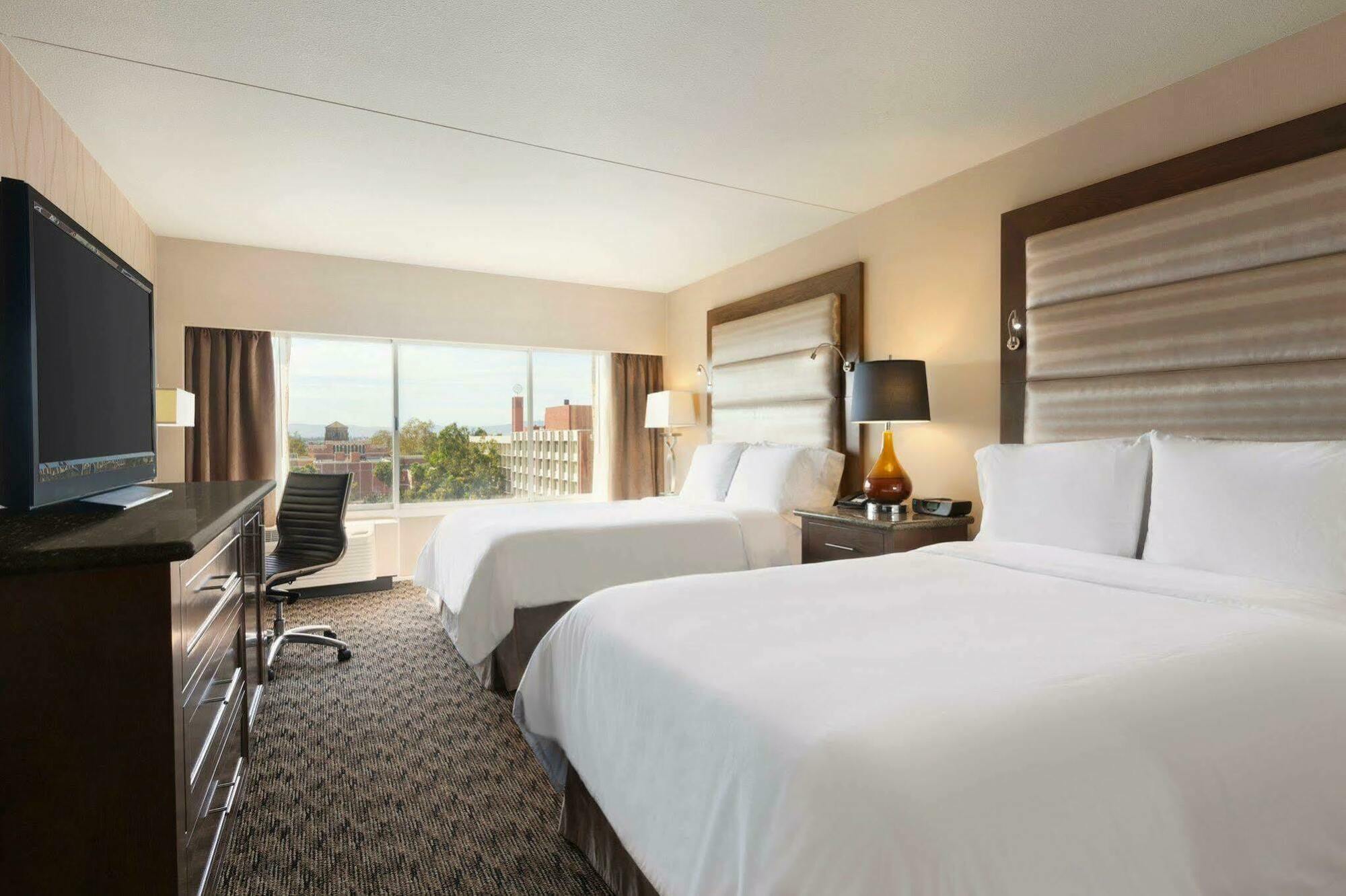 Usc Hotel Los Angeles Bagian luar foto